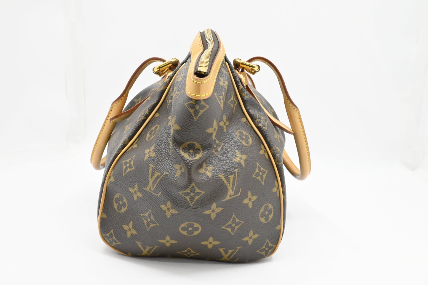 Louis Vuitton Tivoli GM in Monogram Canvas