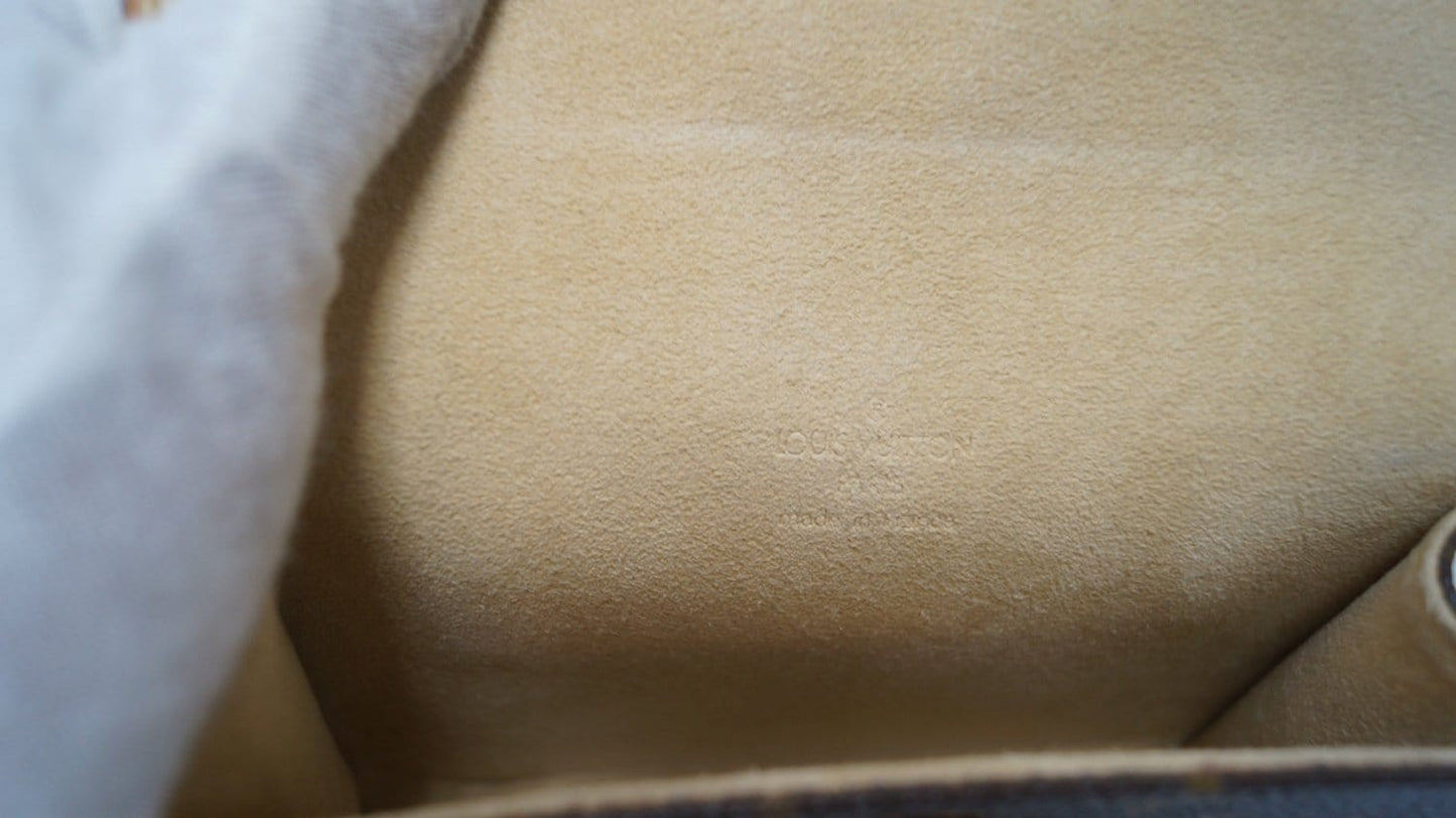 LOUIS VUITTON Monogram Canvas Pochette Florentine Bag