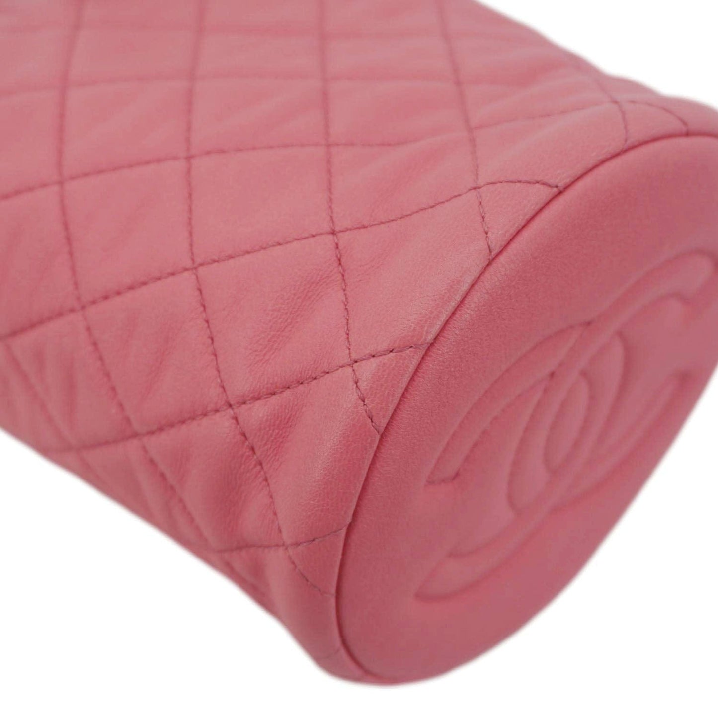 CHANEL Pearl Crush Quilted Leather Drawstring Bucket Bag Pink