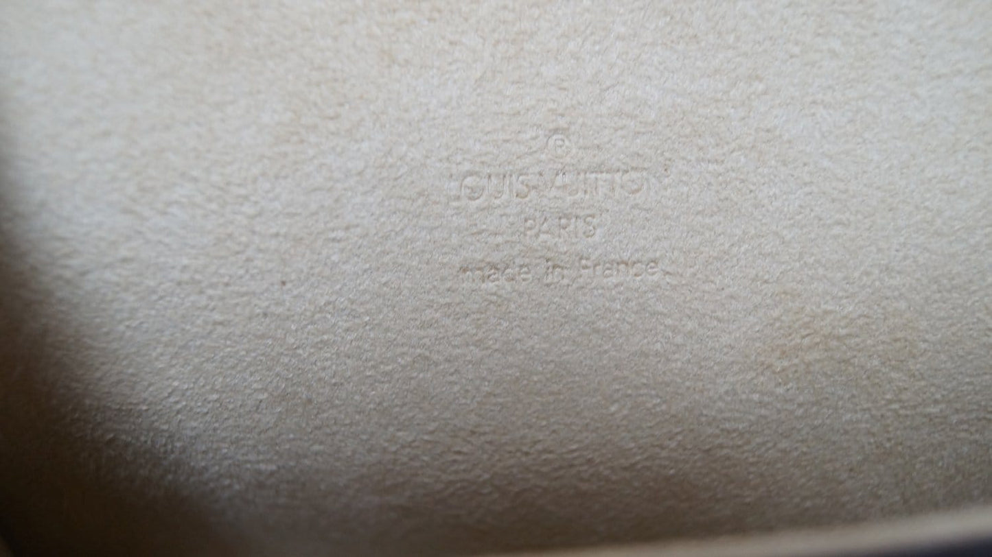 LOUIS VUITTON Monogram Canvas Pochette Florentine Bag