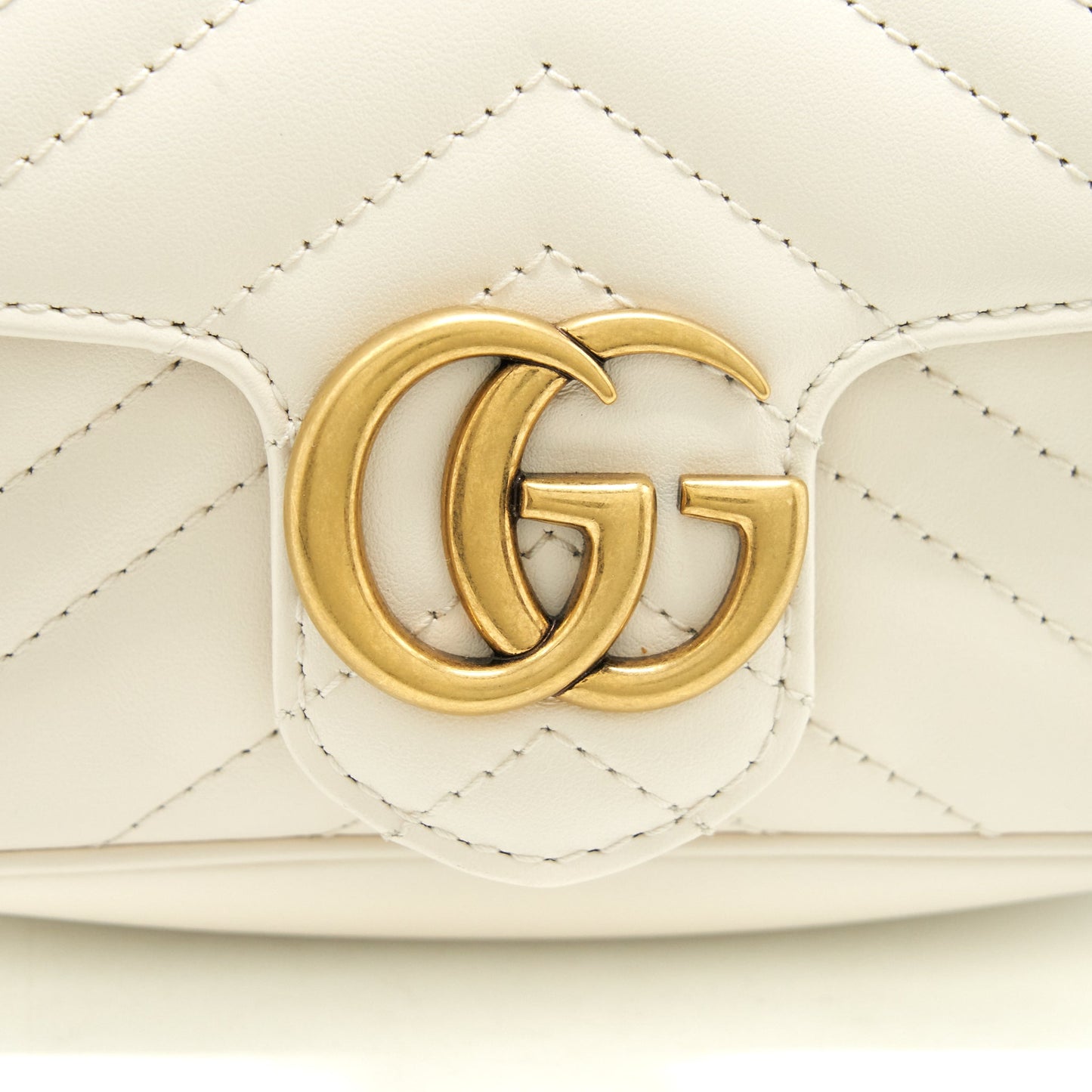Gucci marmont super mini Purse White
