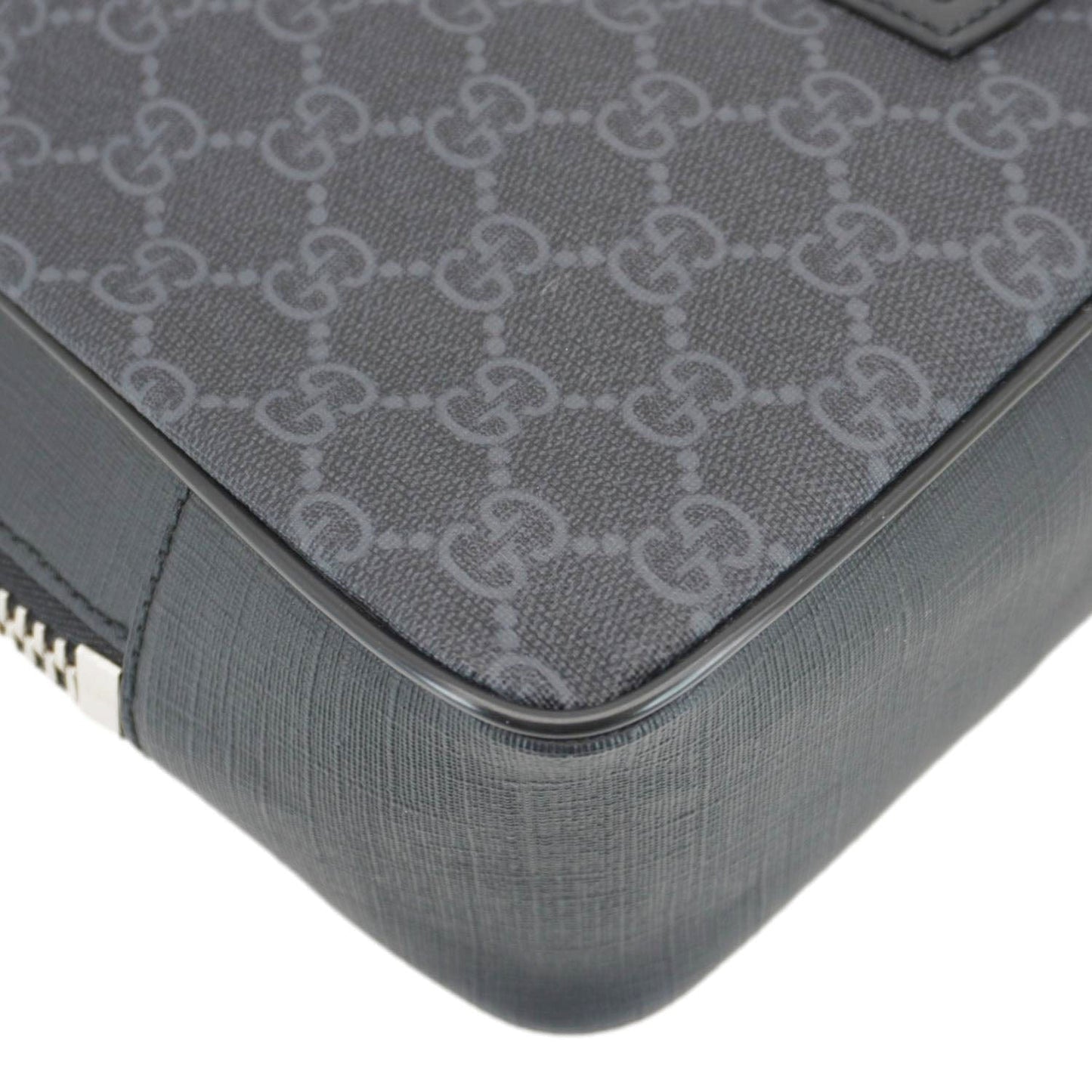 GUCCI GG Supreme Canvas Belt Bag with Zip Pocket Black 478325