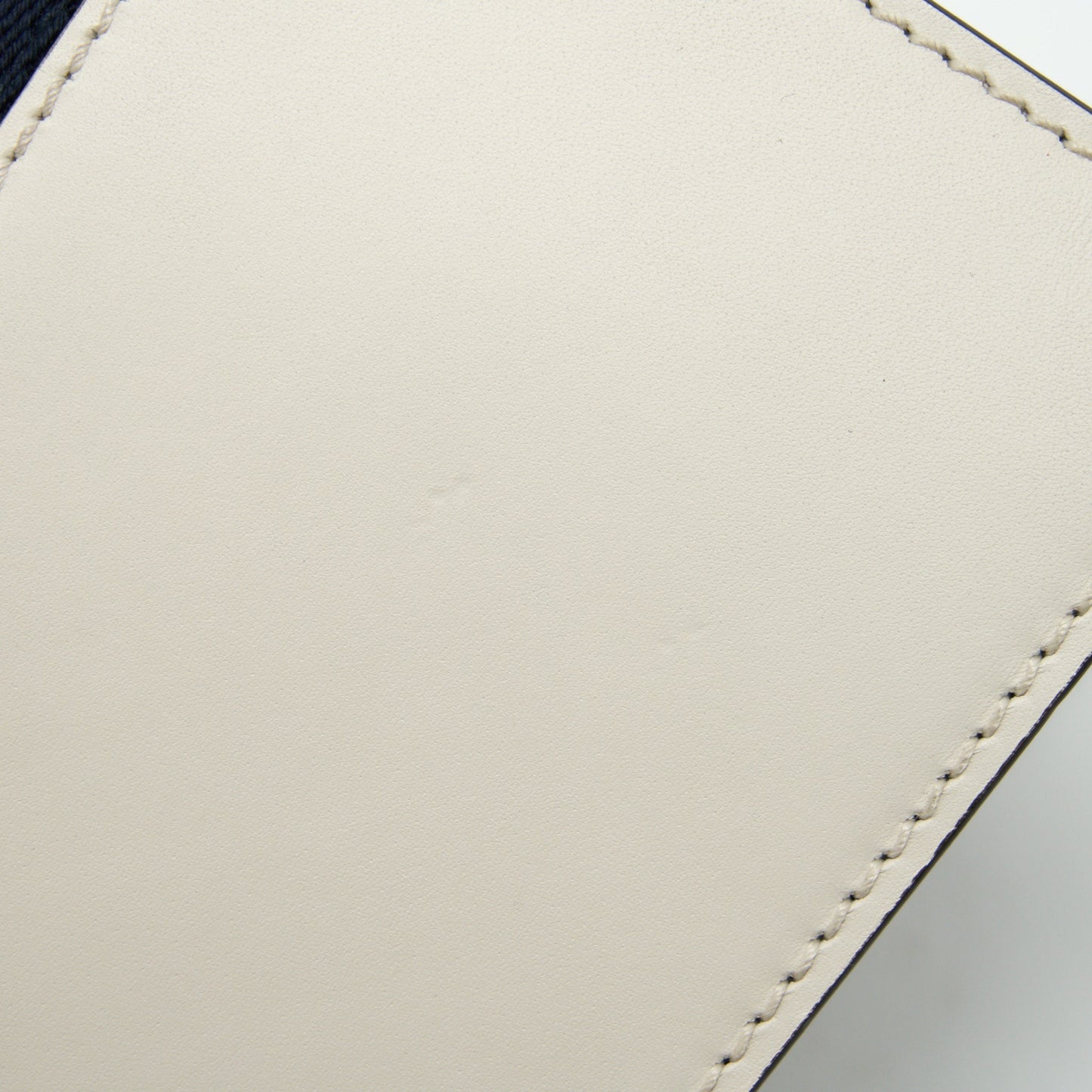 Gucci Small Sylvie Bag White