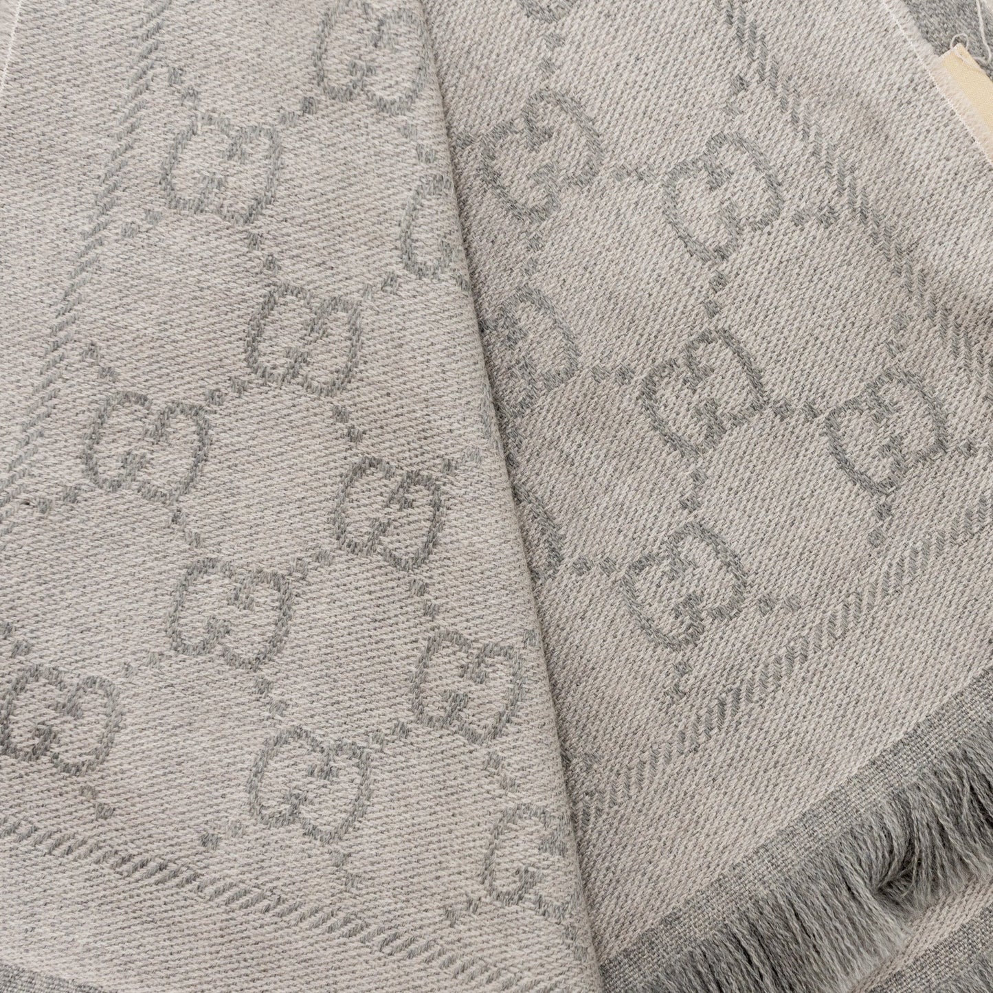 Gucci Knitted Wool Scarf Supreme Jacquard Light Grey