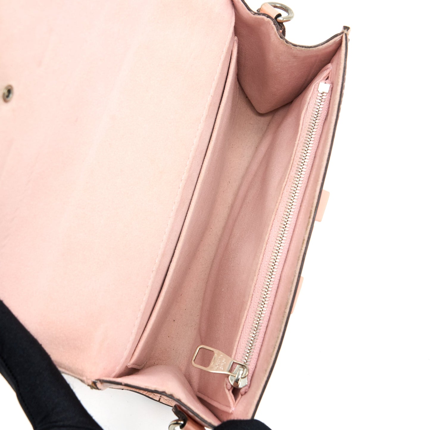 Louis Vuitton Louise Clutch Epi Light Pink