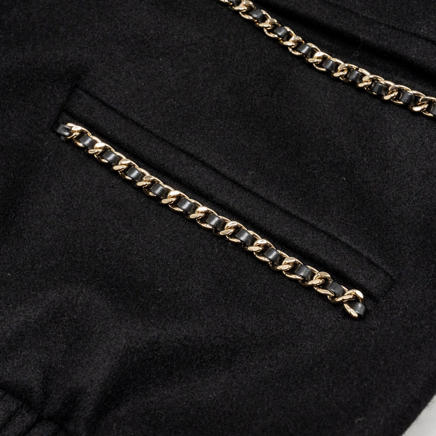 Chanel size 36 cashmere jacket with chain details Black