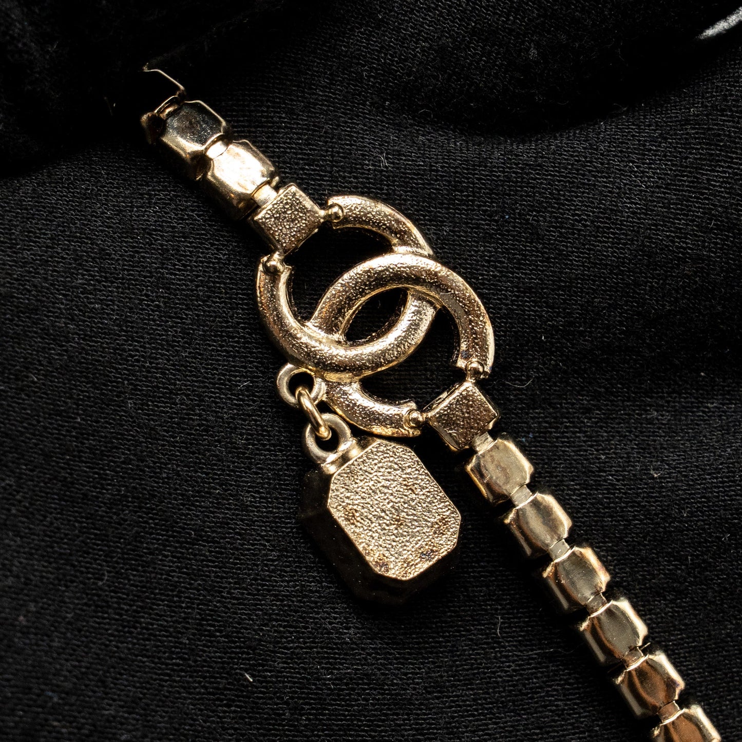 Chanel Pink Crystal Drop CC Logo Chocker/Necklace Light Gold Tone