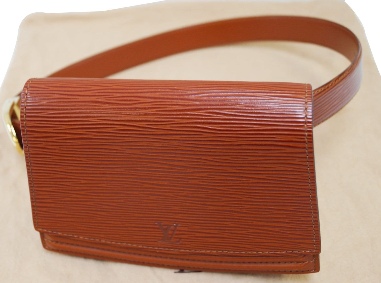 LOUIS VUITTON Epi Pochette Ceinture Tilsitt Waist Bag Brown