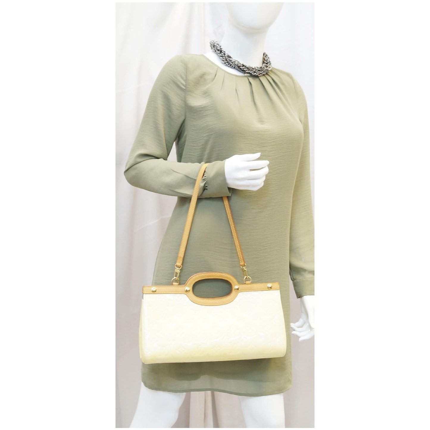 LOUIS VUITTON Roxbury Drive Vernis Leather Shoulder Bag Cream