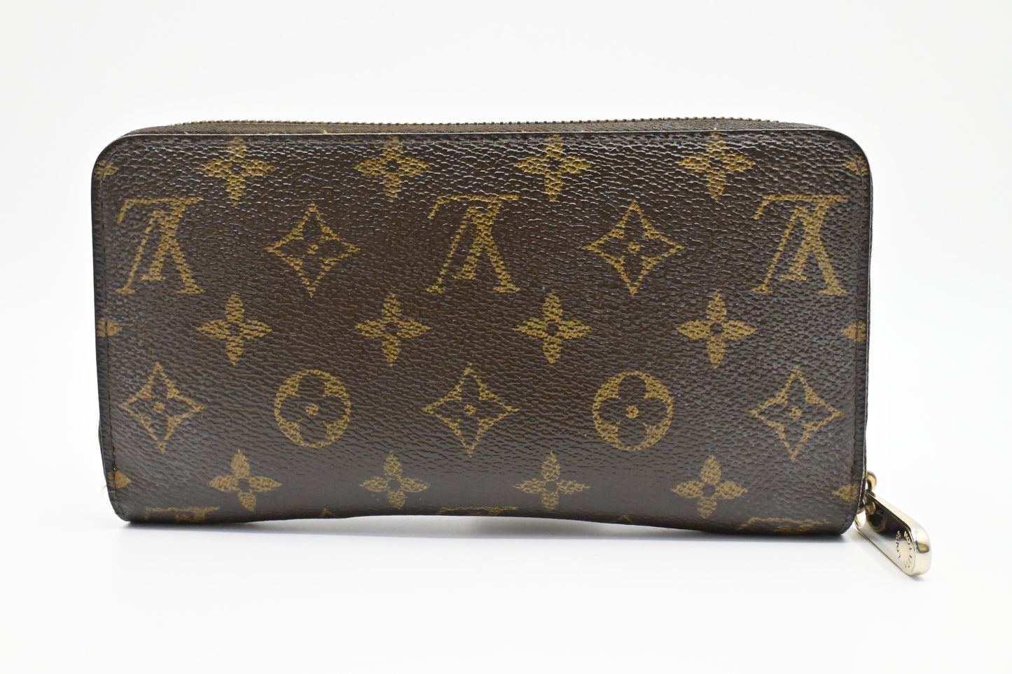 Louis Vuitton Zippy Wallet in Monogram Canvas