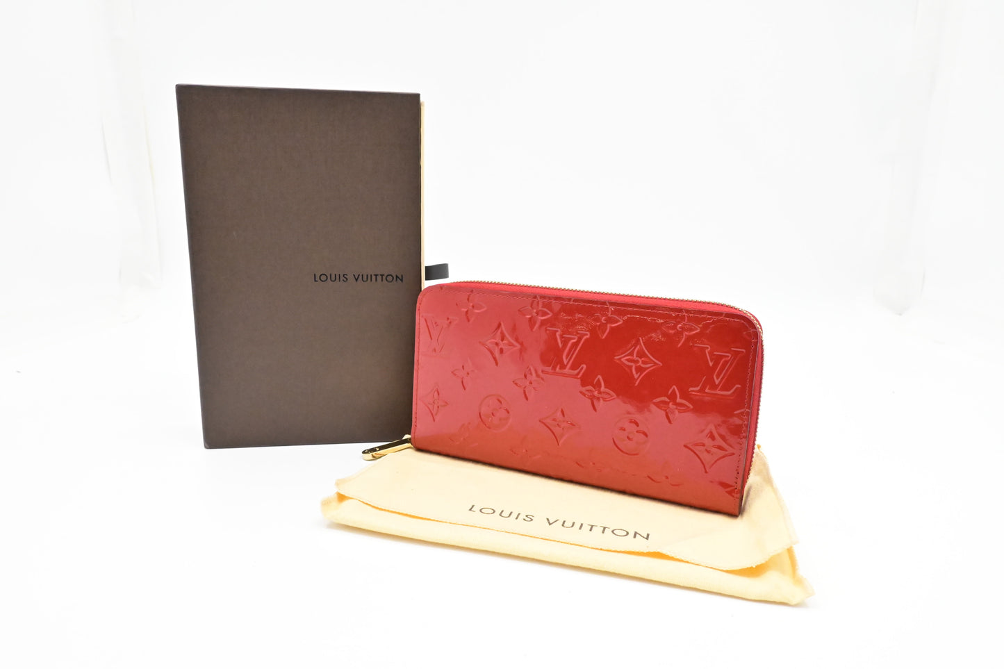 Louis Vuitton Long Zippy Wallet in Red Vernis Leather