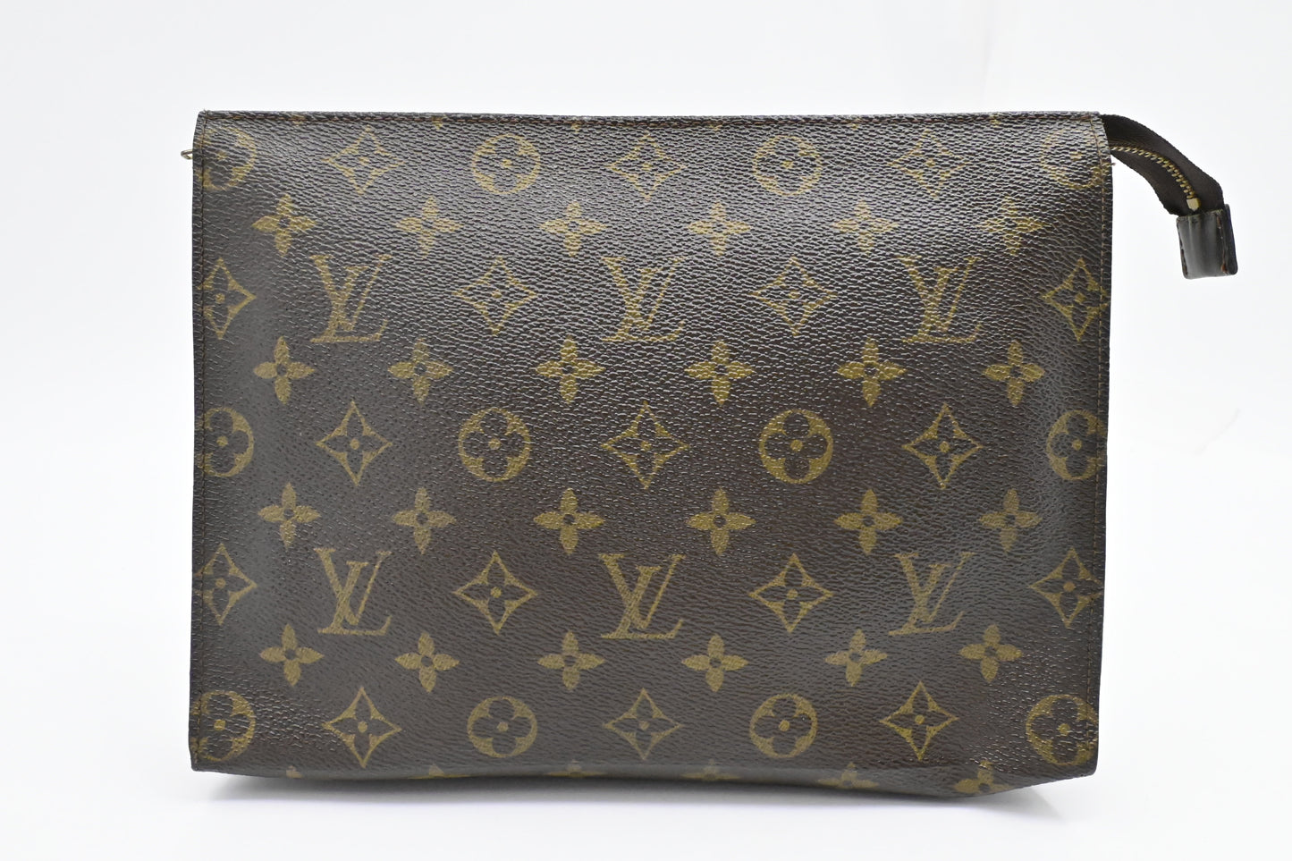 Louis Vuitton Toiletry 26 in Monogram Canvas