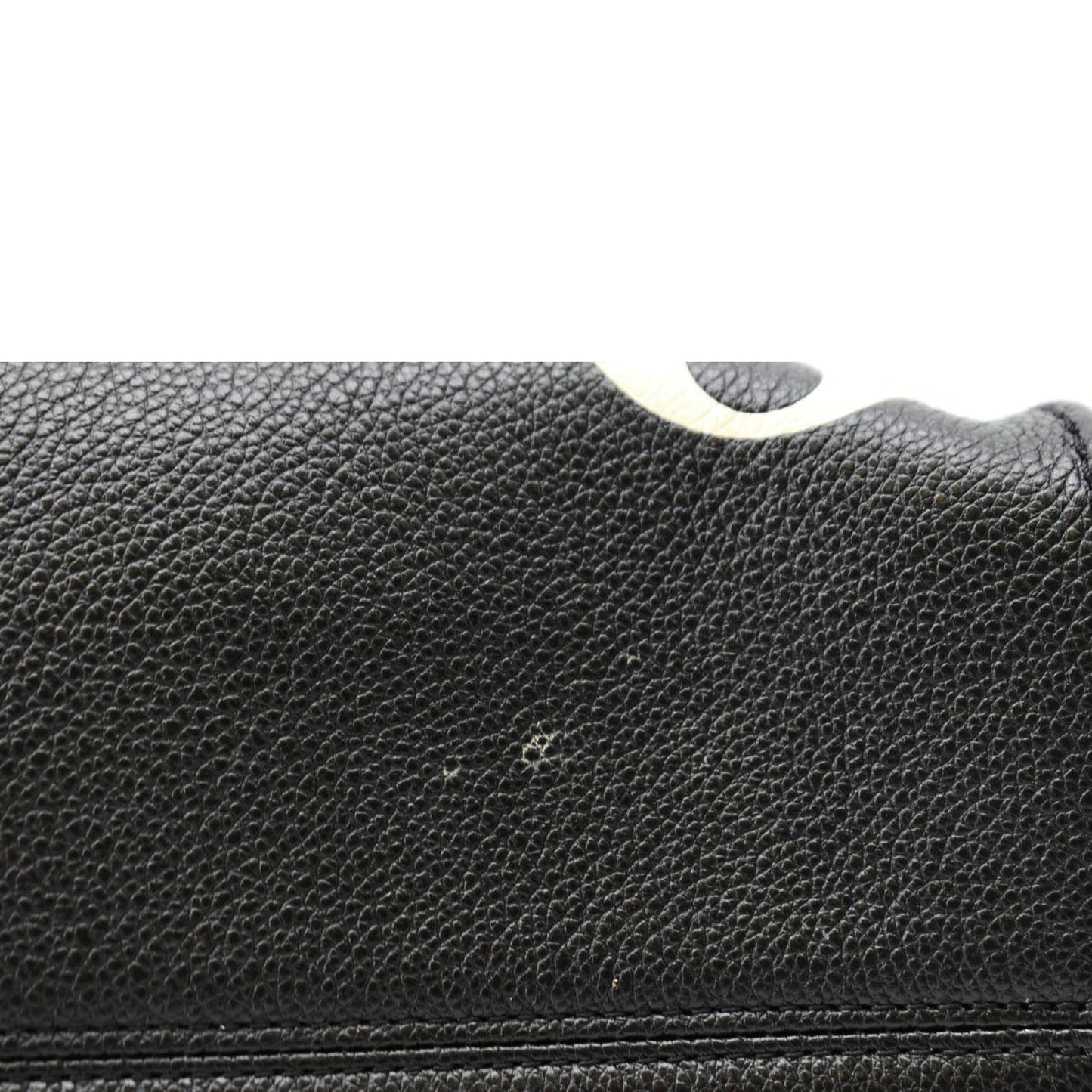 LOUIS VUITTON Onthego MM Giant Monogram Empreinte Leather Tote Bag Bicolor