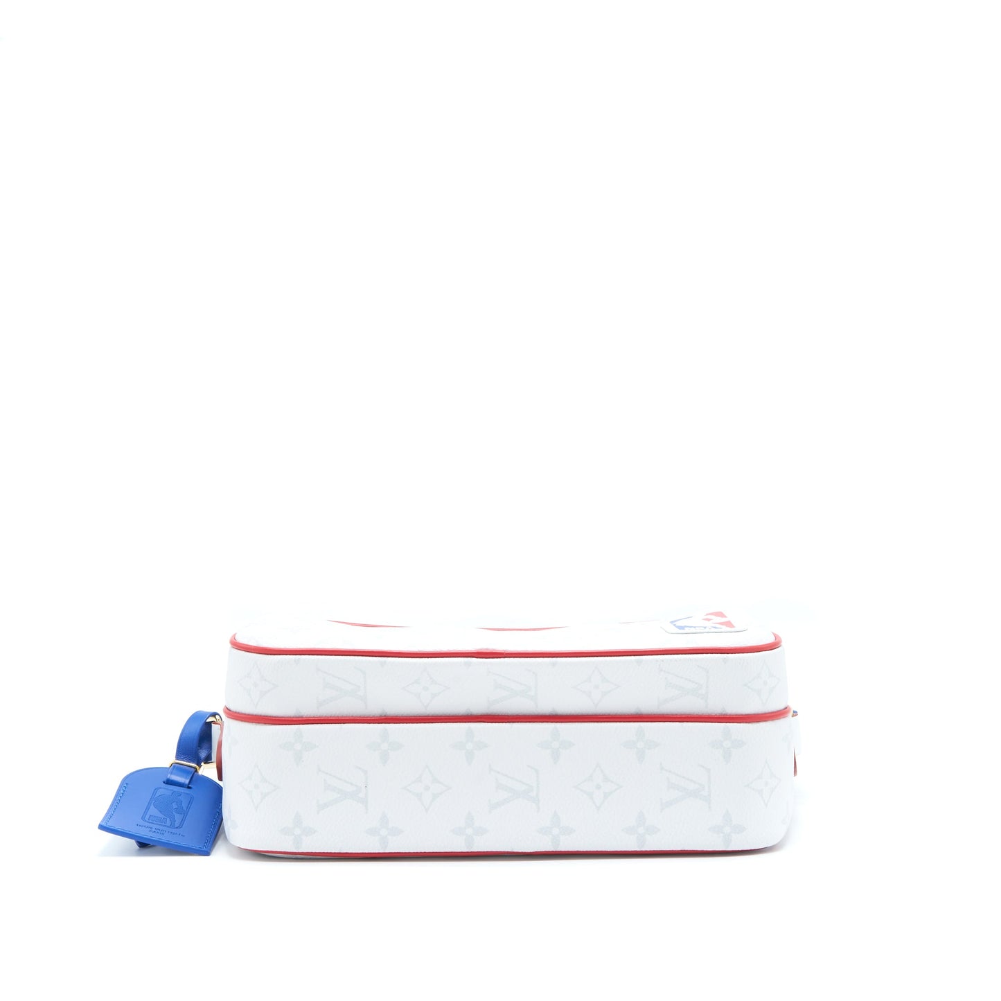 Louis Vuitton 2020 x White Monogram Nil Messenger Purse