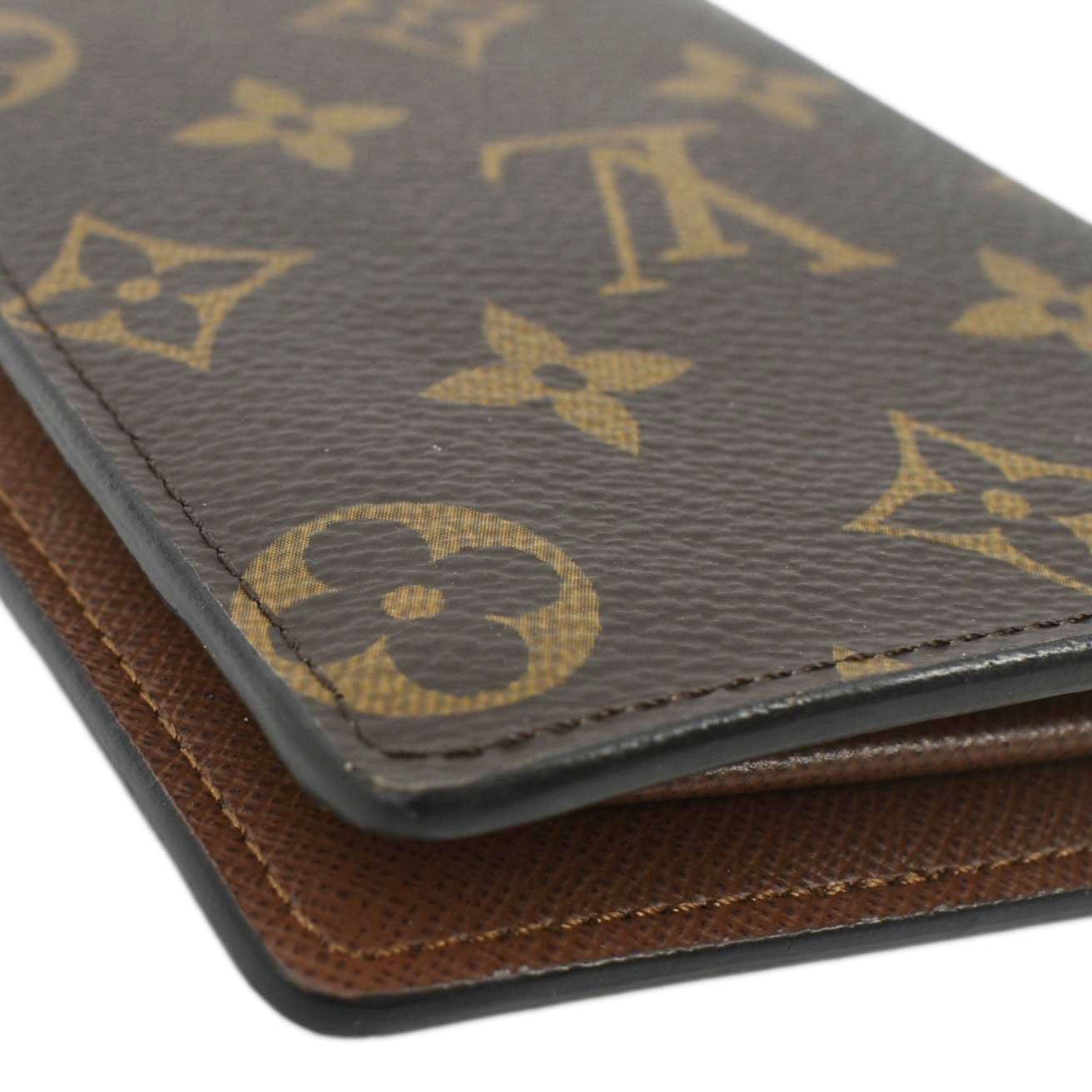LOUIS VUITTON Brazza Monogram Canvas Bifold Long Wallet Brown