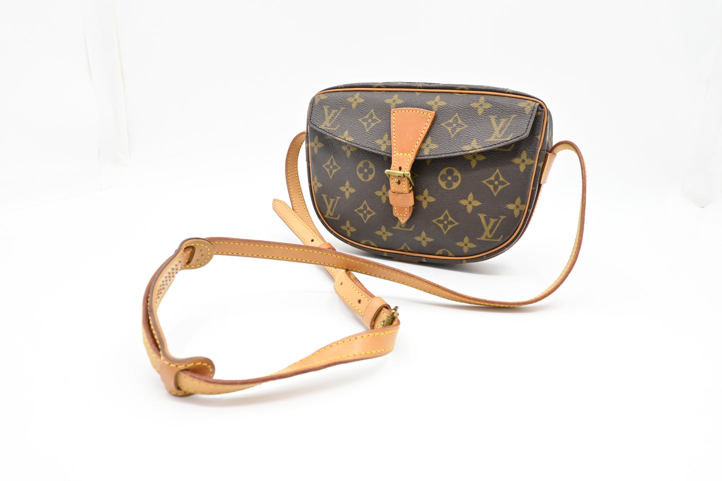 Louis Vuitton Jeune Fille in Monogram Canvas