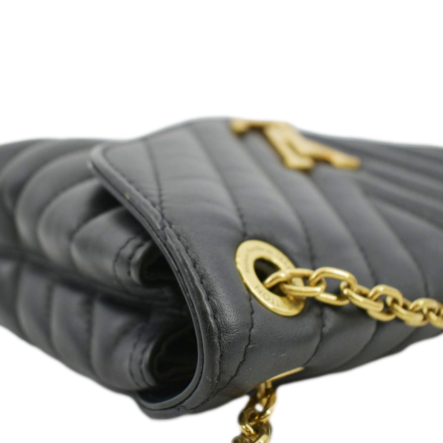 LOUIS VUITTON New Wave Chain MM Calfskin Leather Shoulder Bag Black