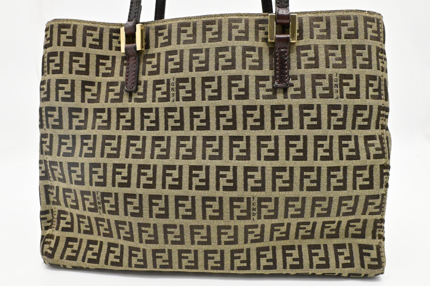 Fendi Shoulder Bag in Brown Zucchino Canvas