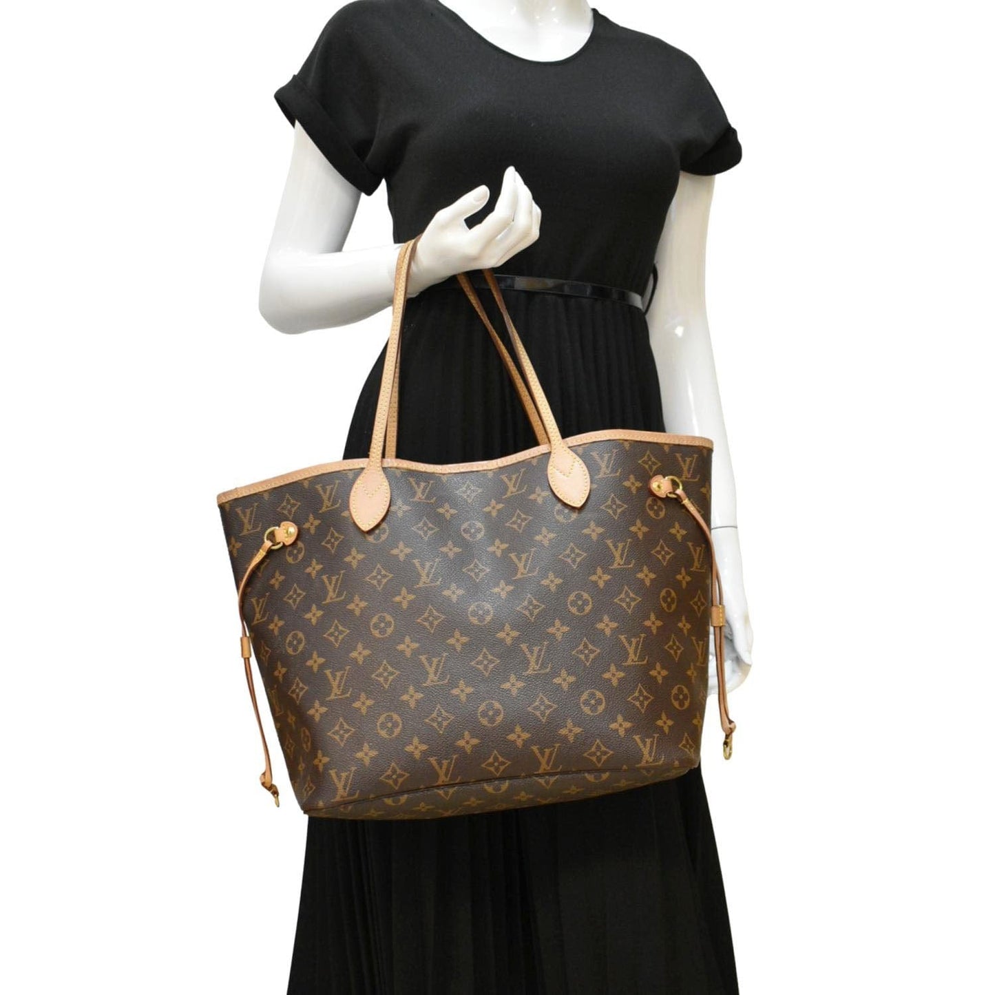 LOUIS VUITTON Neverfull MM Monogram Canvas Shoulder Bag Brown