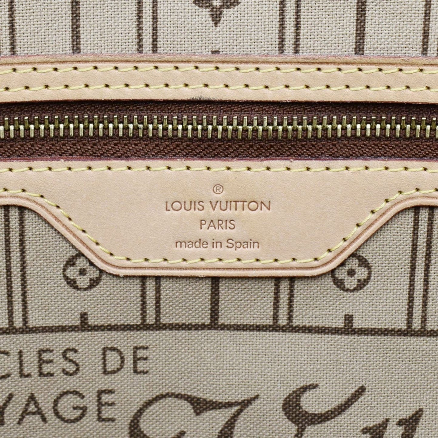 LOUIS VUITTON Neverfull MM Monogram Canvas Shoulder Bag Brown
