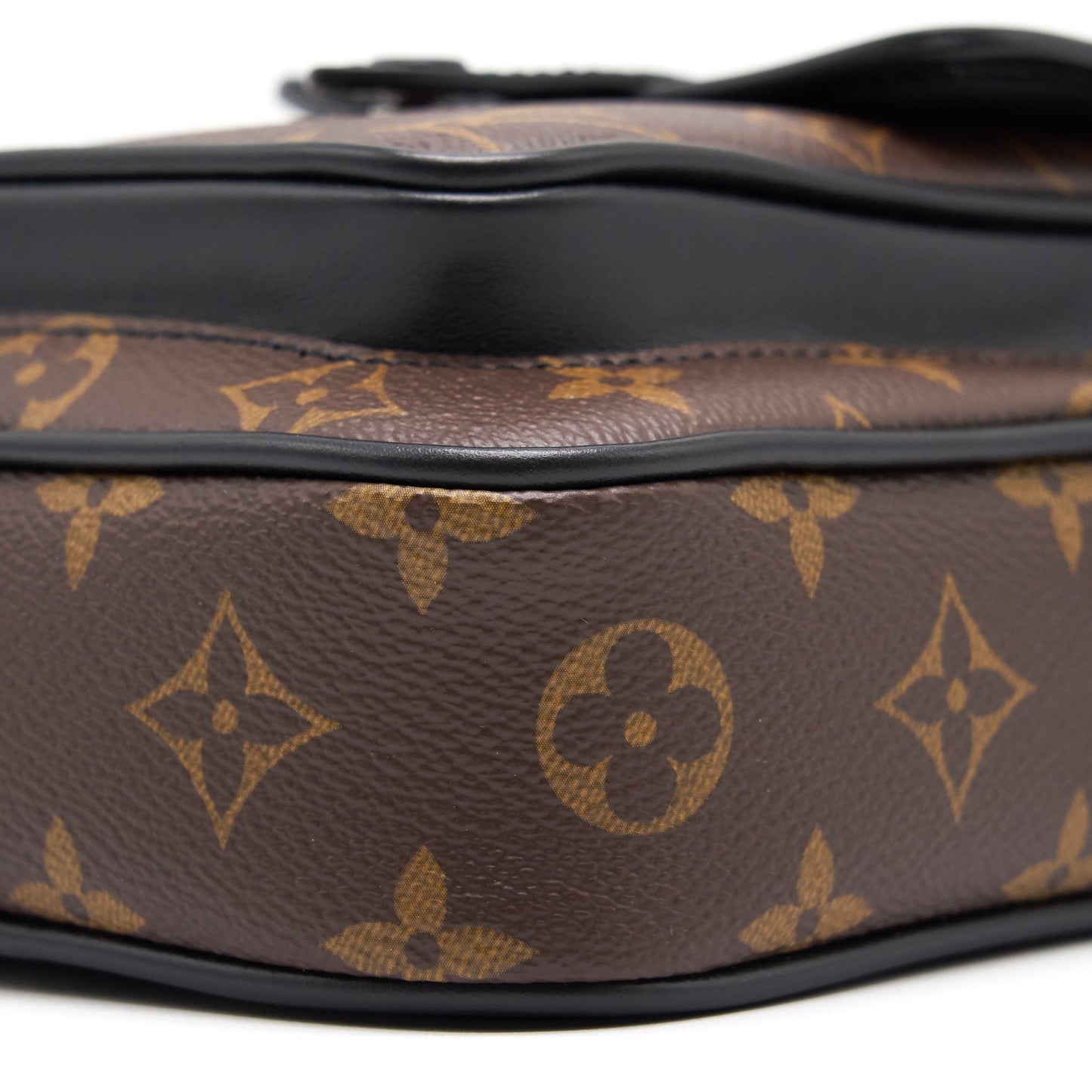 Louis Vuitton Christopher Wearable Wallet