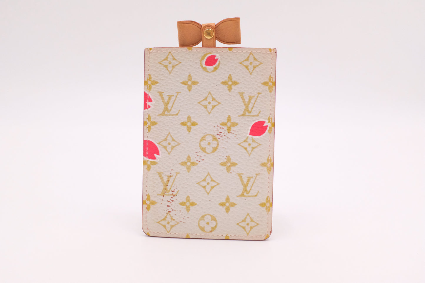 Louis Vuitton x Takashi Murakami Etui Miroir in White and Pink Cherry Blossom Monogram Canvas