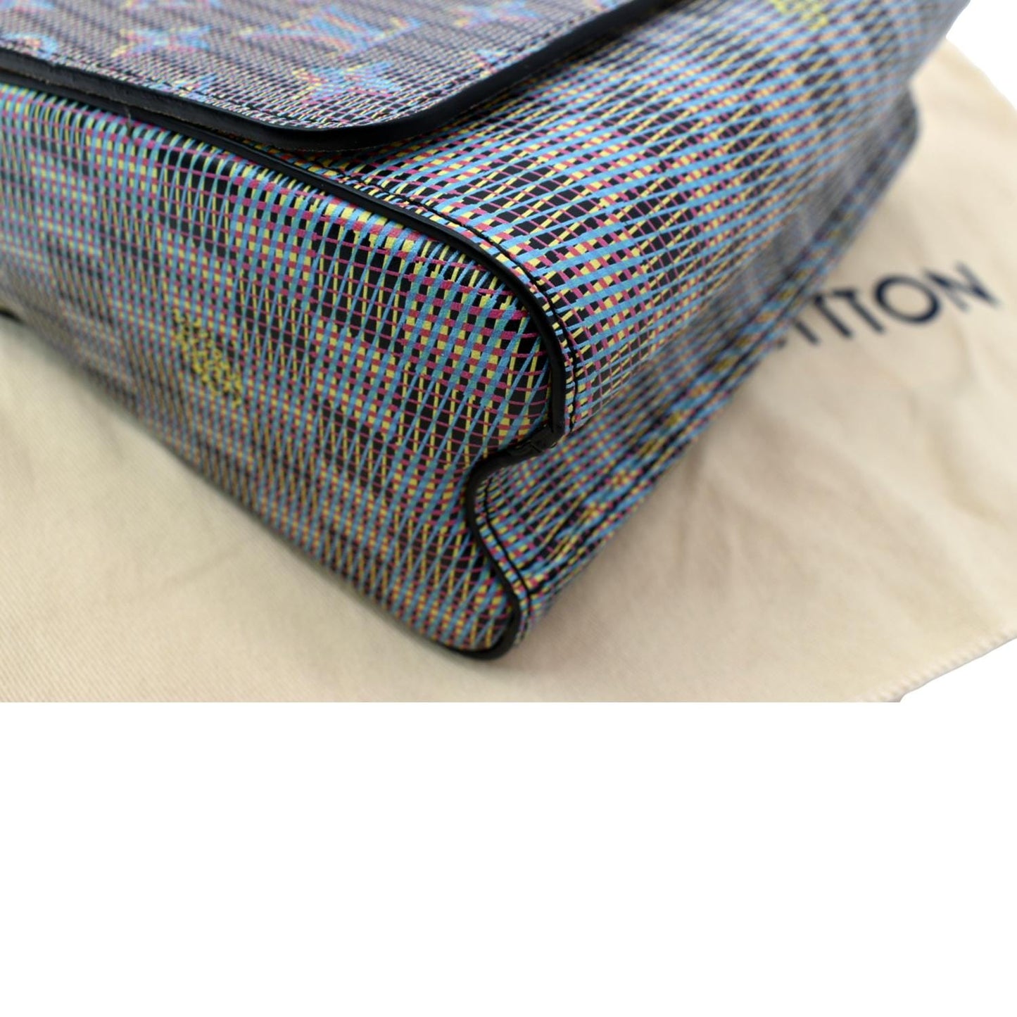 LOUIS VUITTON LV Twist Pop MM Calfskin Monogram Shoulder Bag Blue