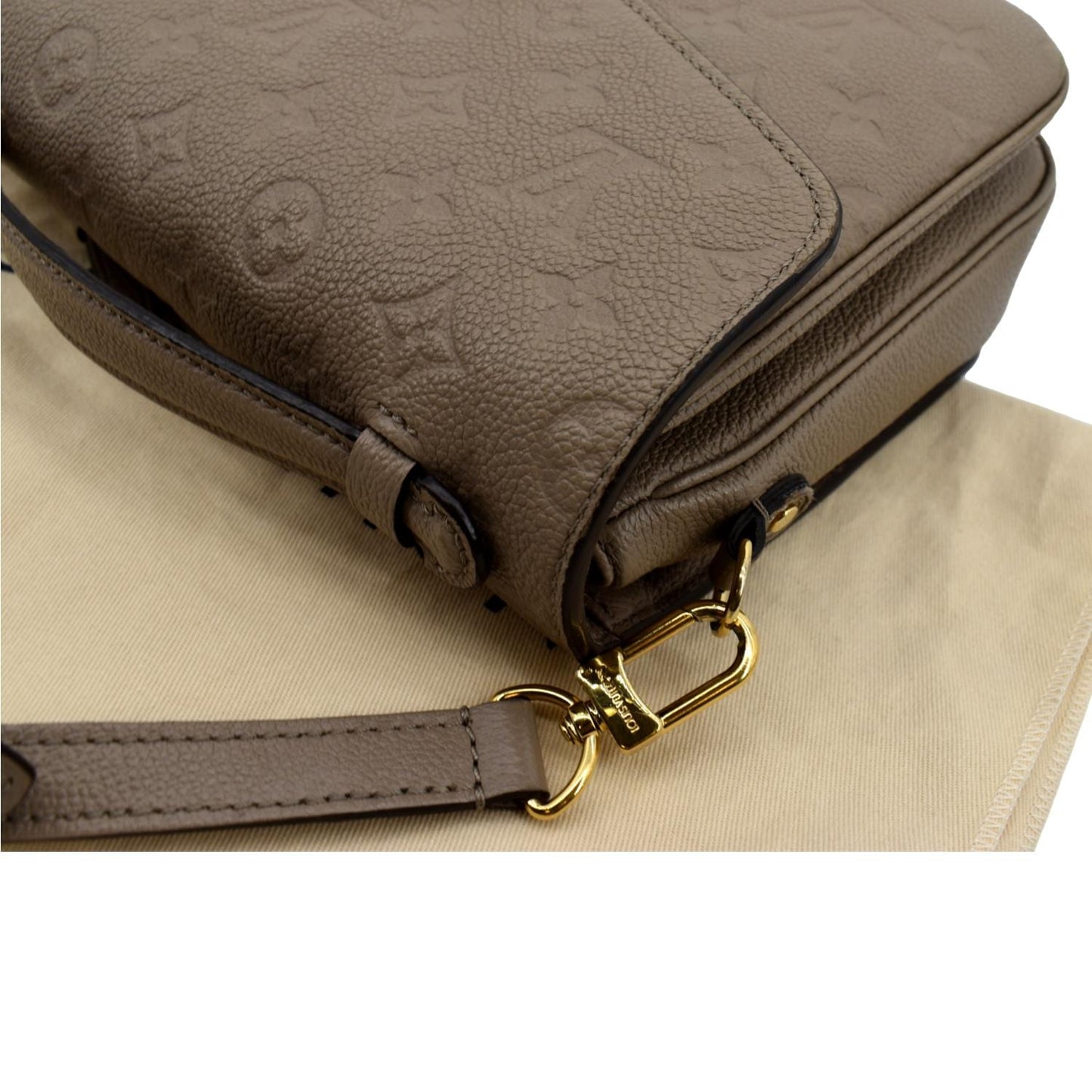 LOUIS VUITTON Metis Pochette Empreinte Leather Crossbody Bag Turtledove