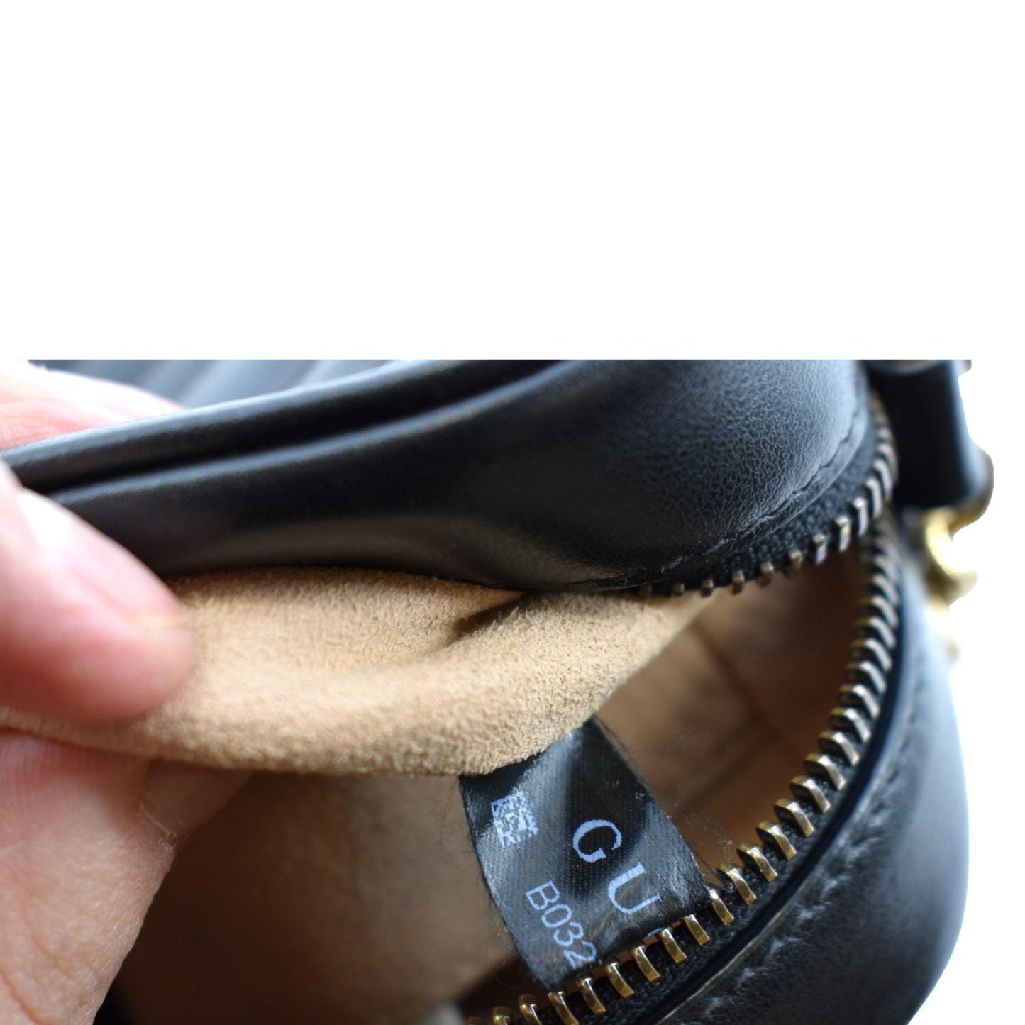 GUCCI GG Marmont Matelasse Mini Leather Crossbody Bag Black 448065
