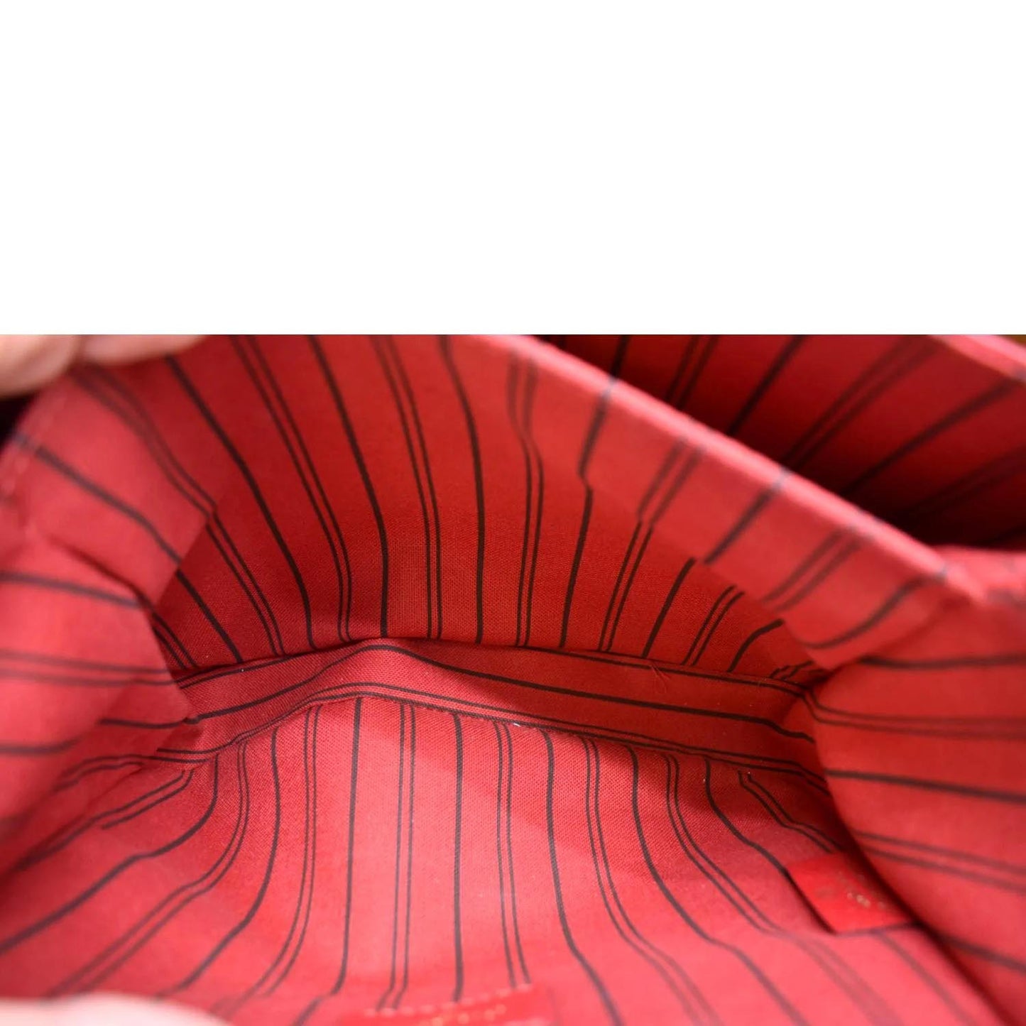 LOUIS VUITTON Metis Pochette Empreinte Leather Crossbody Bag Red