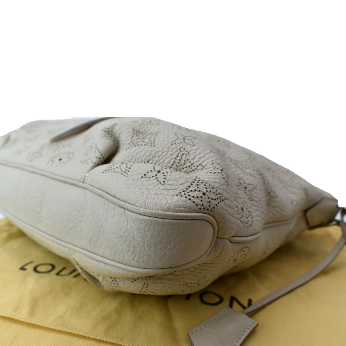 Louis Vuitton Selene PM Mahina Leather Tote Shoulder Bag Cream