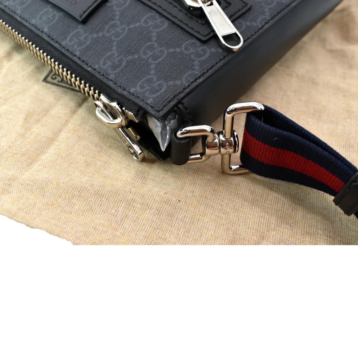 GUCCI Small GG Supreme Canvas Messenger Bag Black 523599