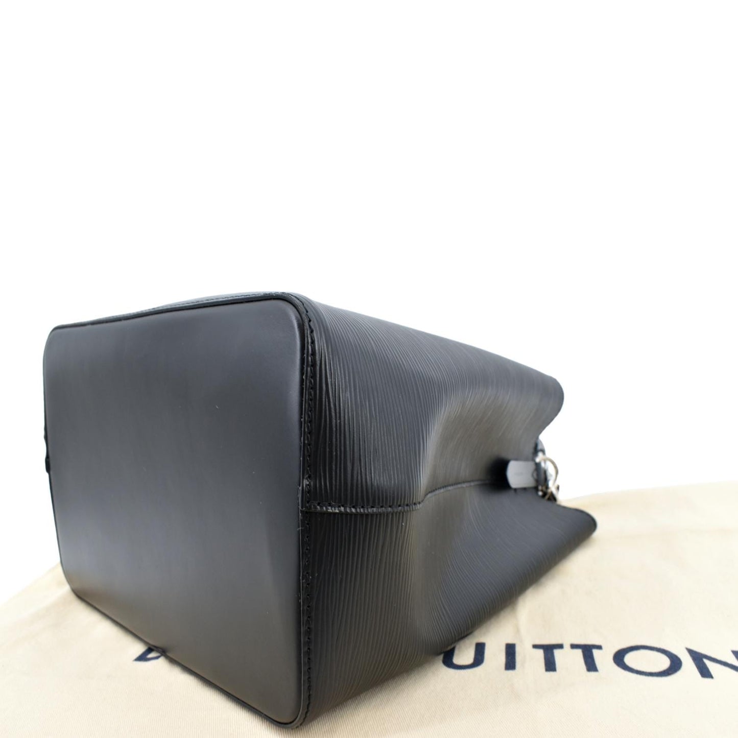 LOUIS VUITTON NeoNoe Epi Leather Shoulder Bag Black