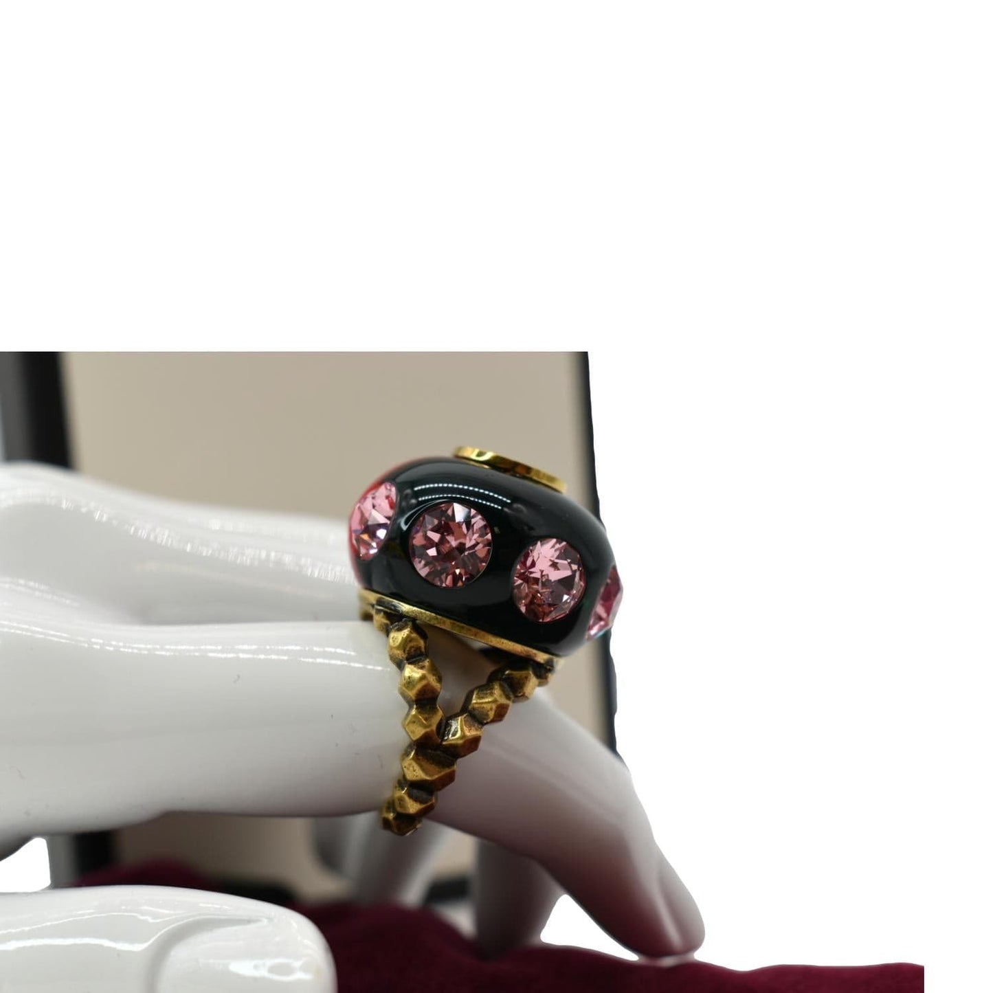 GUCCI Interlocking G Sylvie Metal Multicolor Stone Web Ring Gold