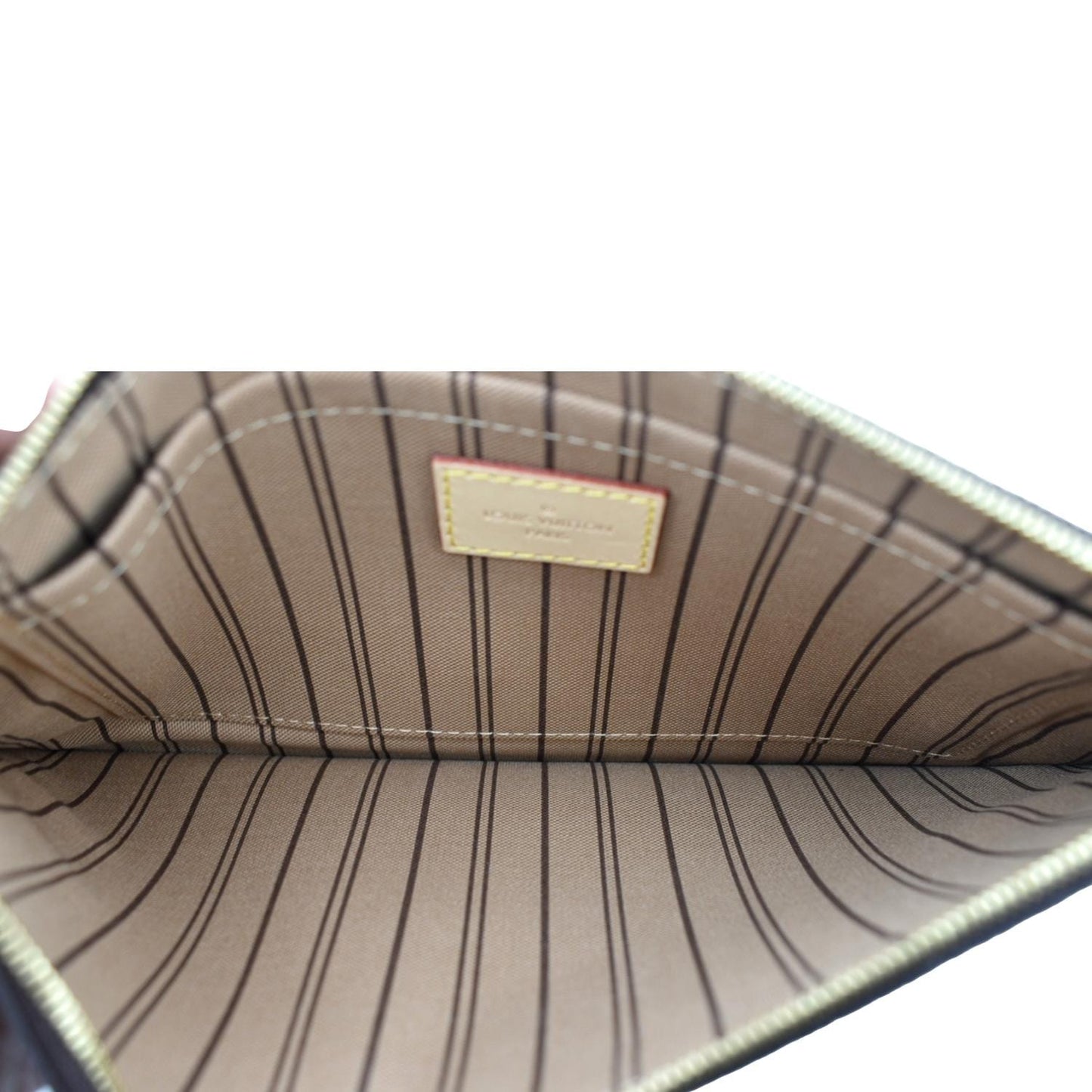 LOUIS VUITTON  Neverfull Monogram Canvas Pochette Wristlet Pouch Brown