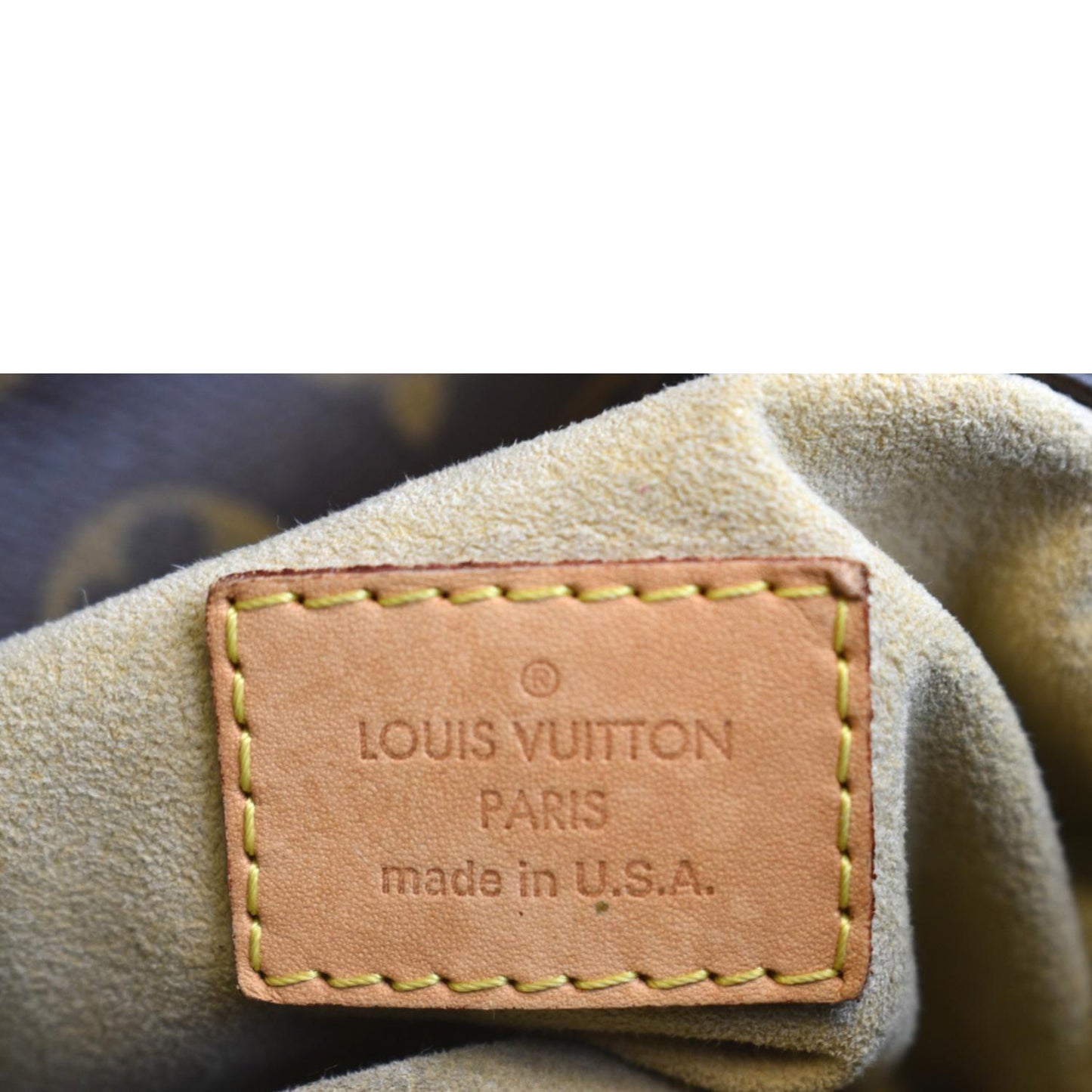 LOUIS VUITTON  Artsy MM Monogram Canvas Hobo Bag Brown