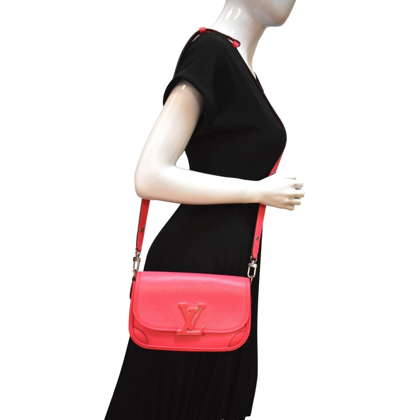 LOUIS VUITTON Buci Epi Leather Shoulder Bag Dragon Fruit