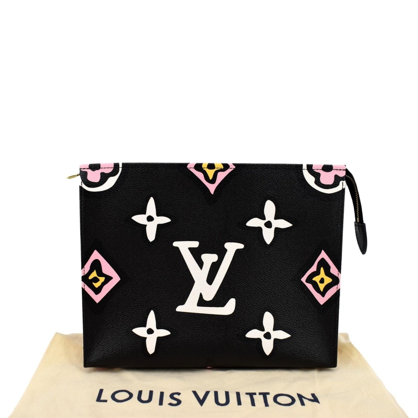 LOUIS VUITTON Wild At Heart Toiletry 26 Monogram Giant Cosmetics Pouch Black