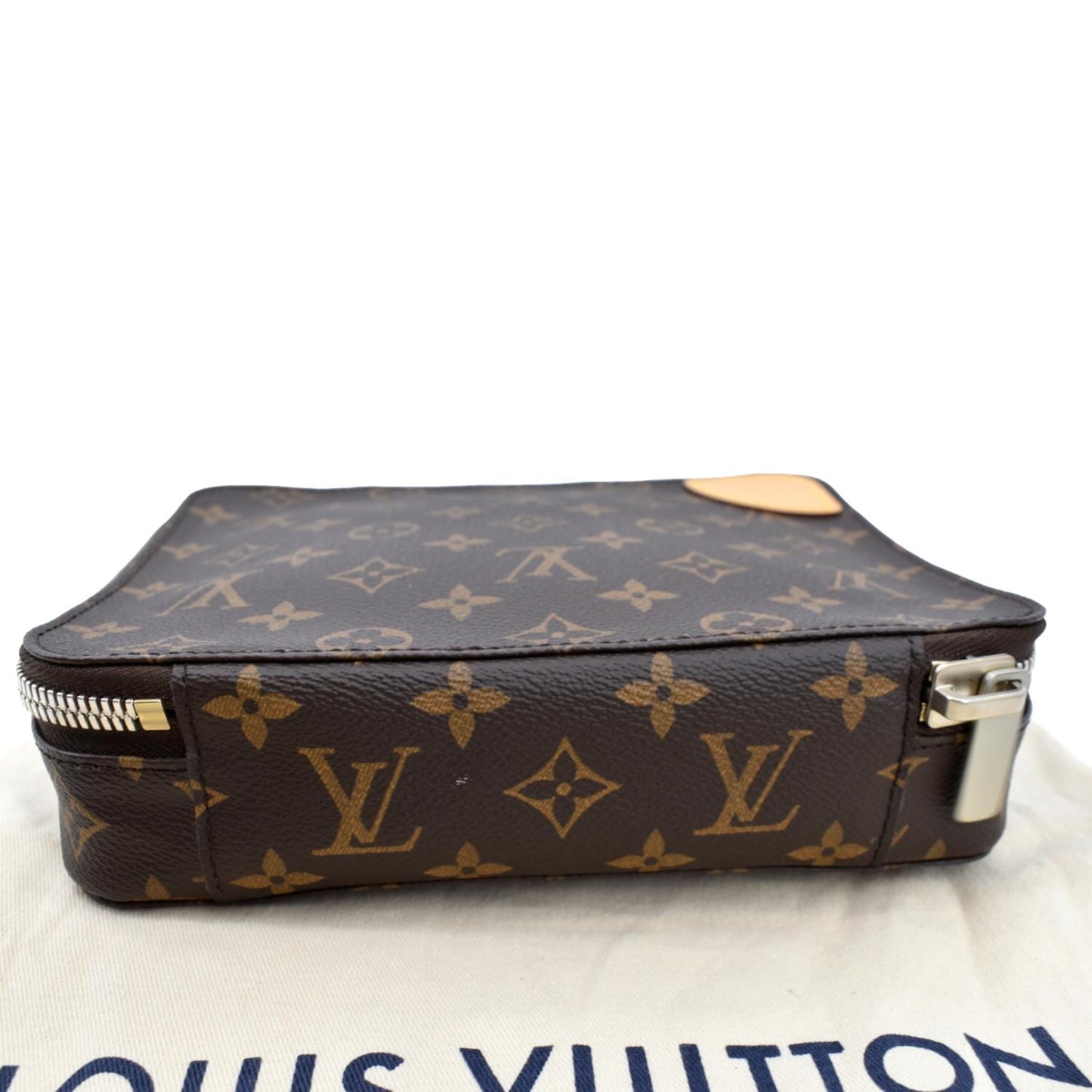 LOUIS VUITTON Horizon Monogram Canvas Accessories Pouch Brown