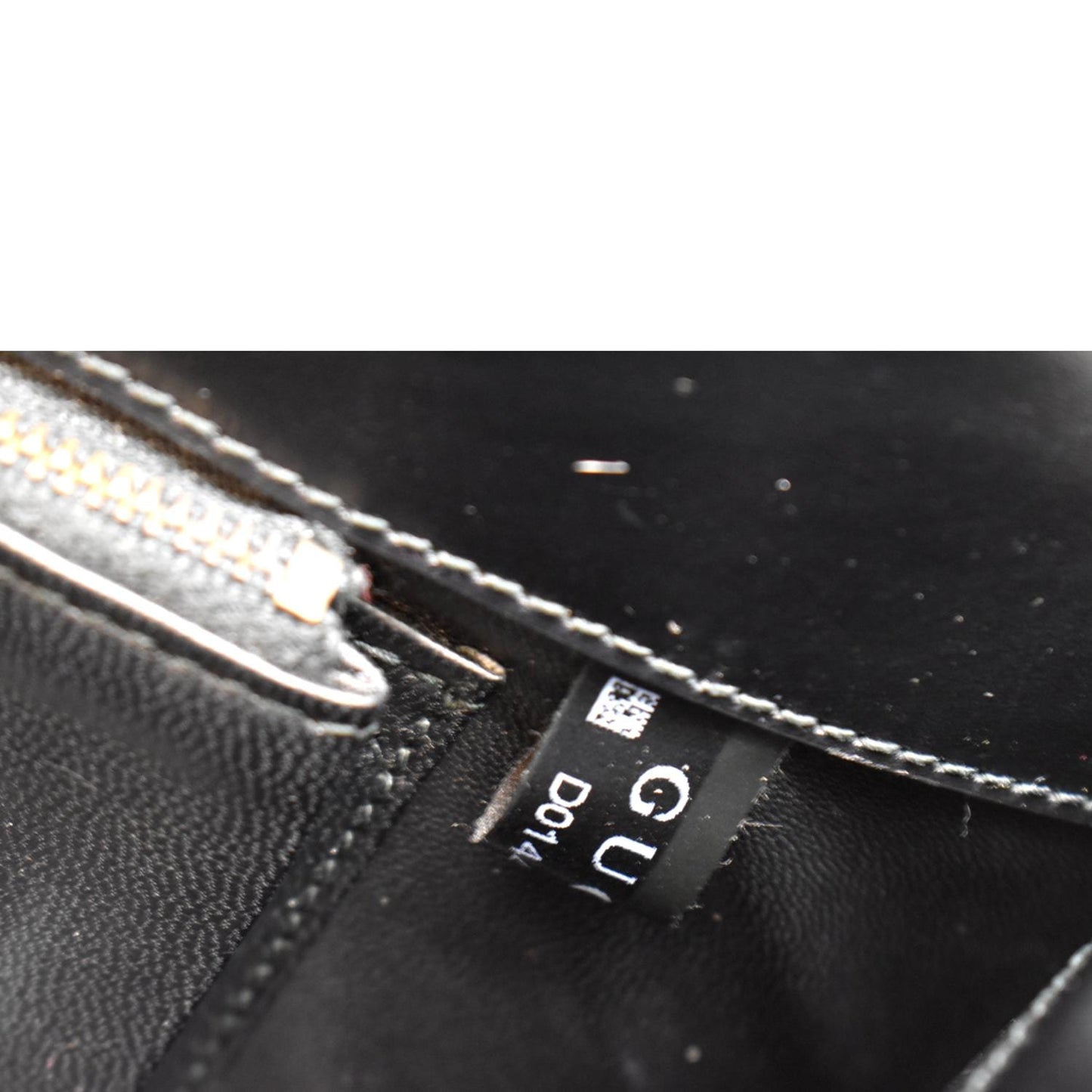GUCCI Lady Buckle Leather Clutch Black 323653
