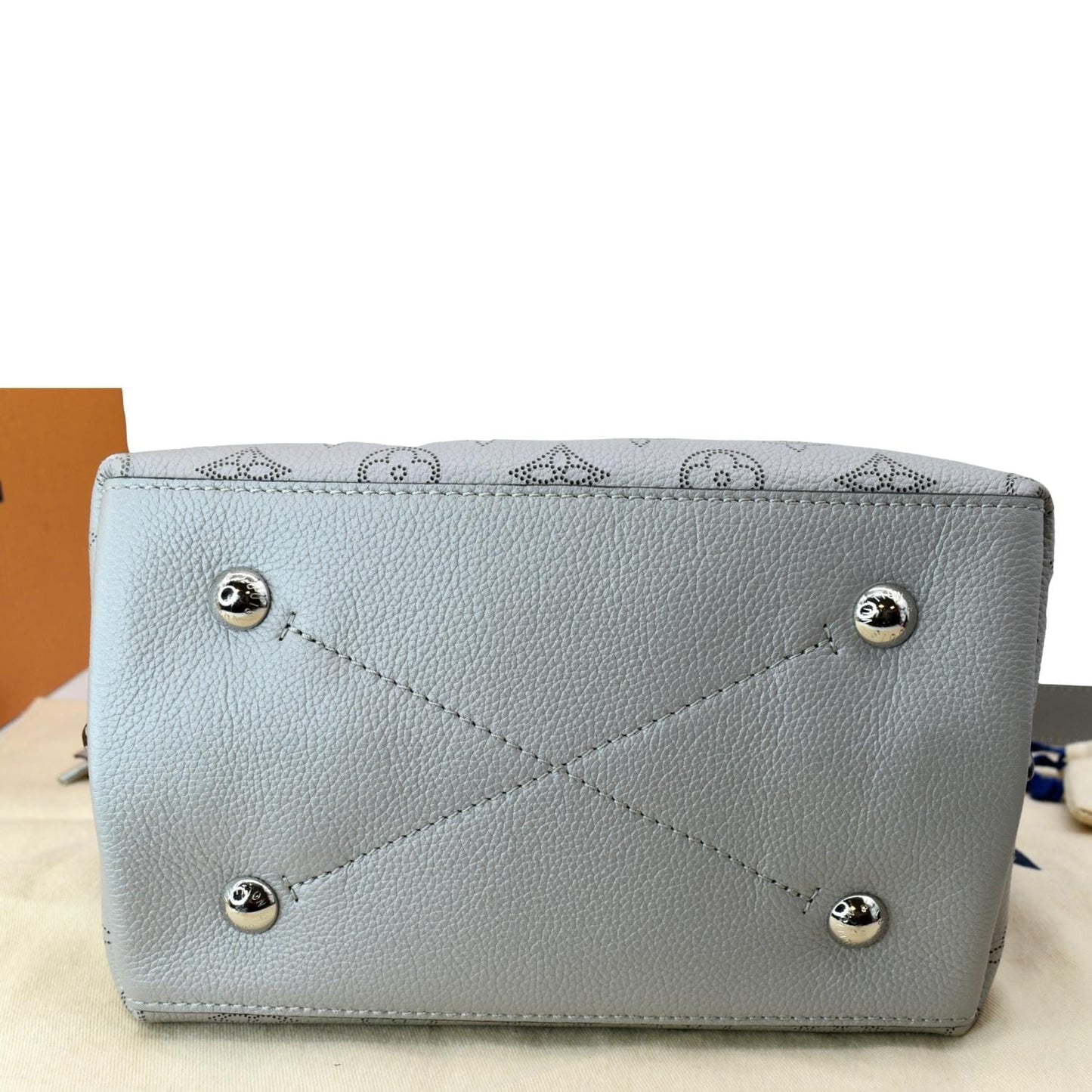 LOUIS VUITTON Muria Mahina Perforated Leather Crossbody Bag Vert
