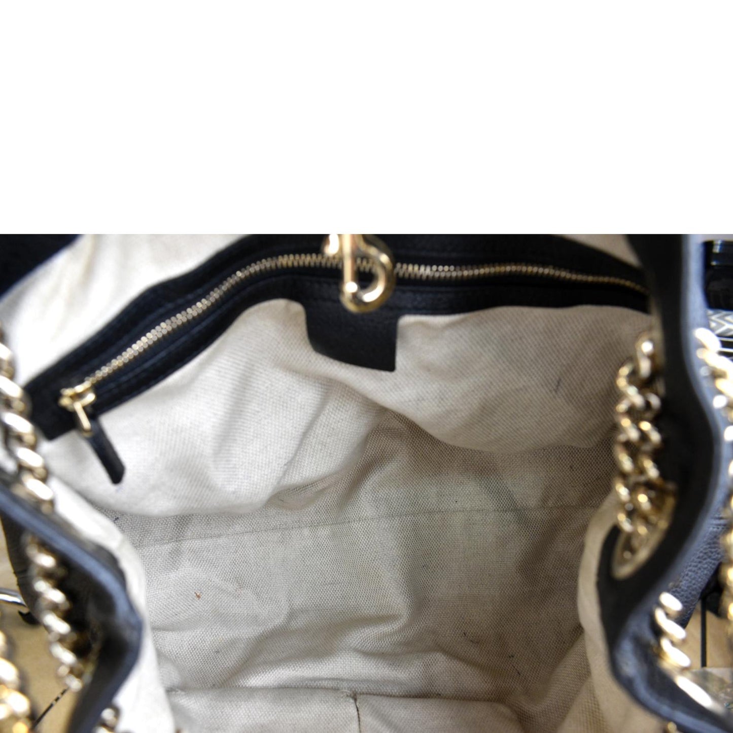 GUCCI Soho Pebbled Leather Chain Shoulder Bag Black 308982