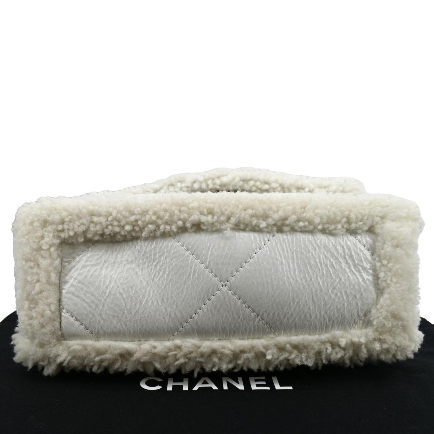 CHANEL 19 Flap Shearling Patent Leather Shoulder Bag White