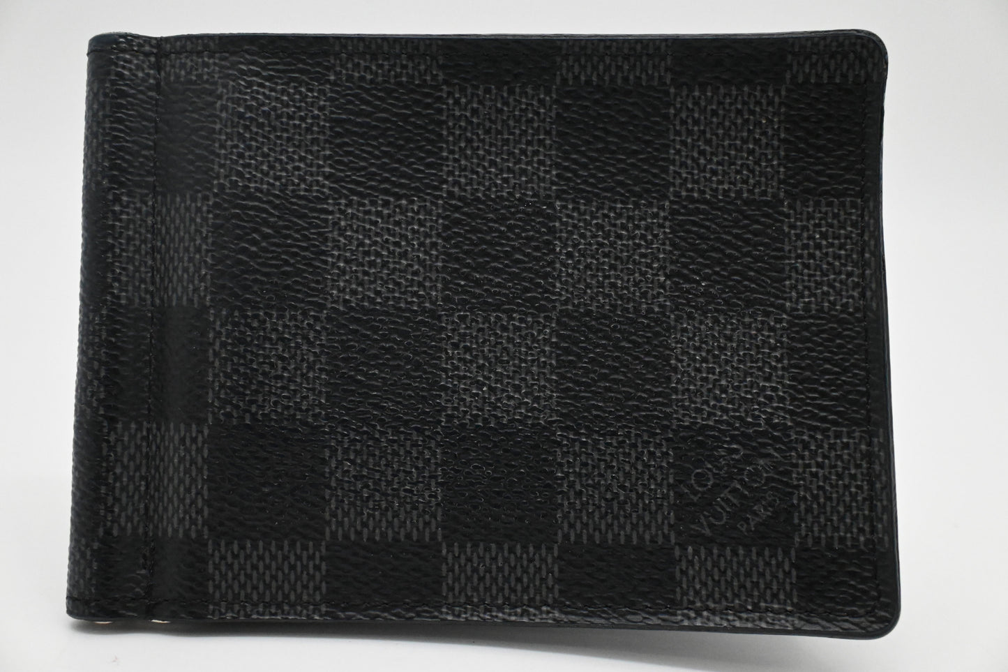 Louis Vuitton Money Clip Wallet in Damier Graphite Canvas