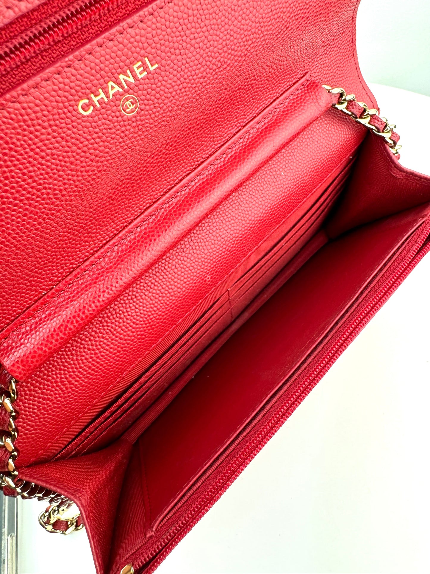 Chanel Classic Caviar on Chain red