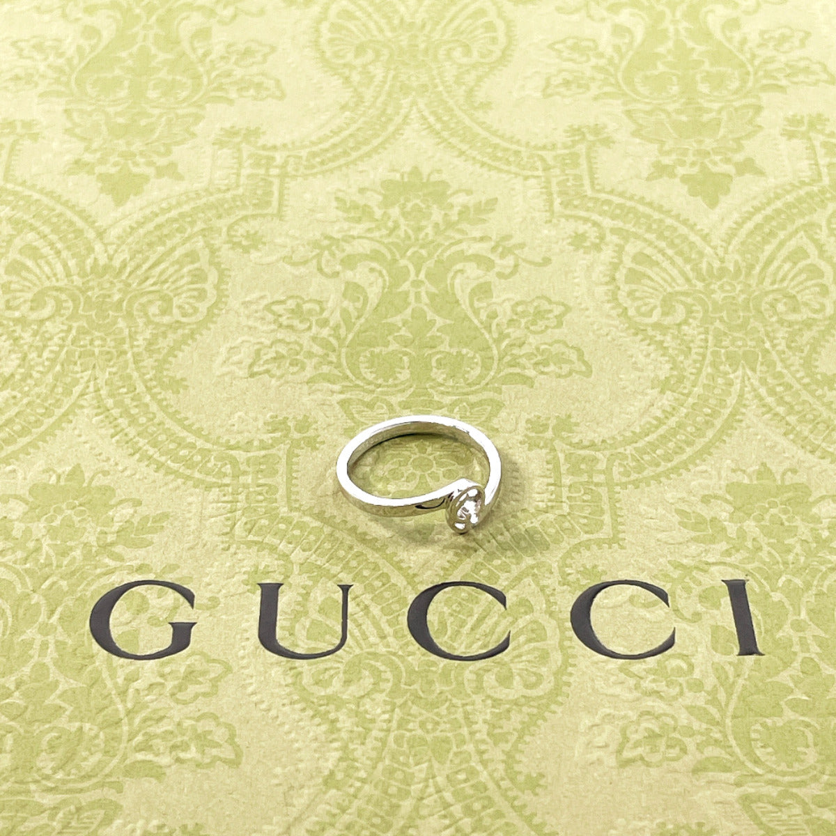 GUCCI Ring K18 white gold Silver GG running