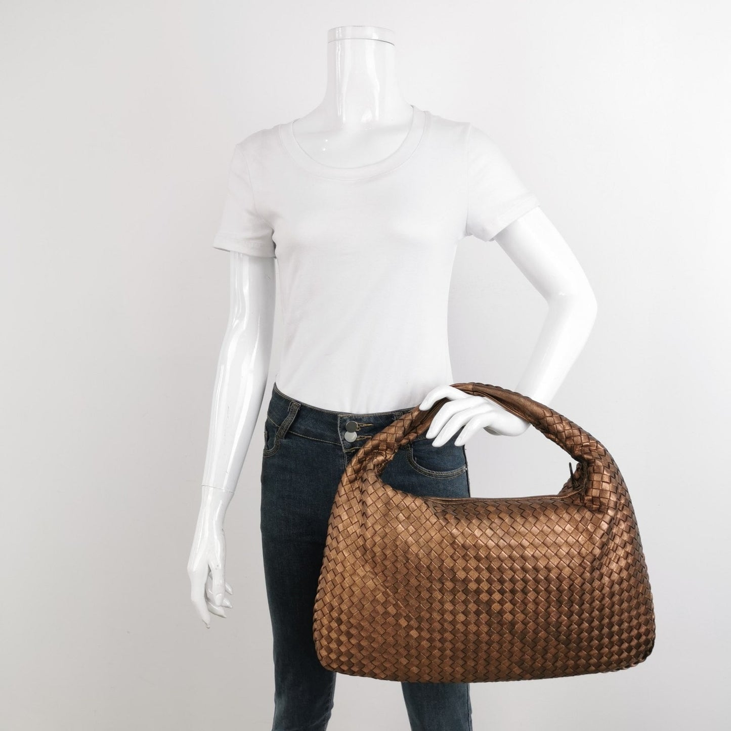 Bottega Veneta Veneta Hobo Large Metallic Copper Leather 46cm