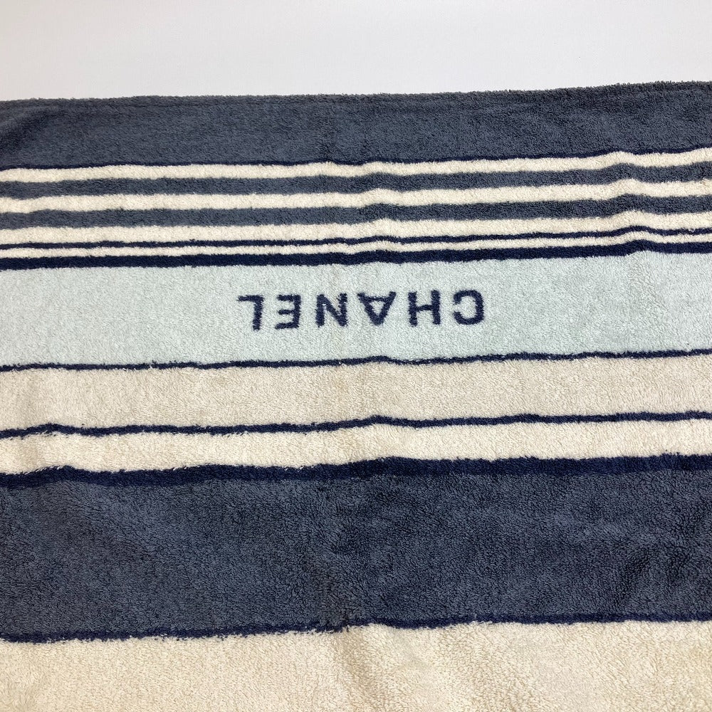 CHANEL towel cotton Ivoryx Blue type border bath towel unisex(Unisex)