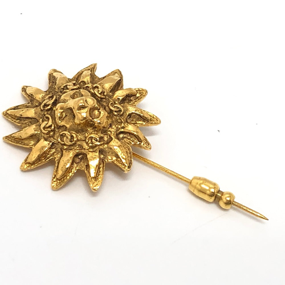 CHANEL Brooch metal gold vintage Lion Women