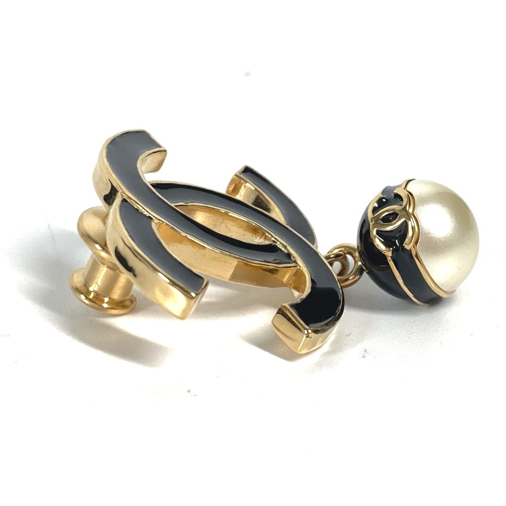 CHANEL Brooch metal gold B24S CC COCO Mark Fake Pearl
